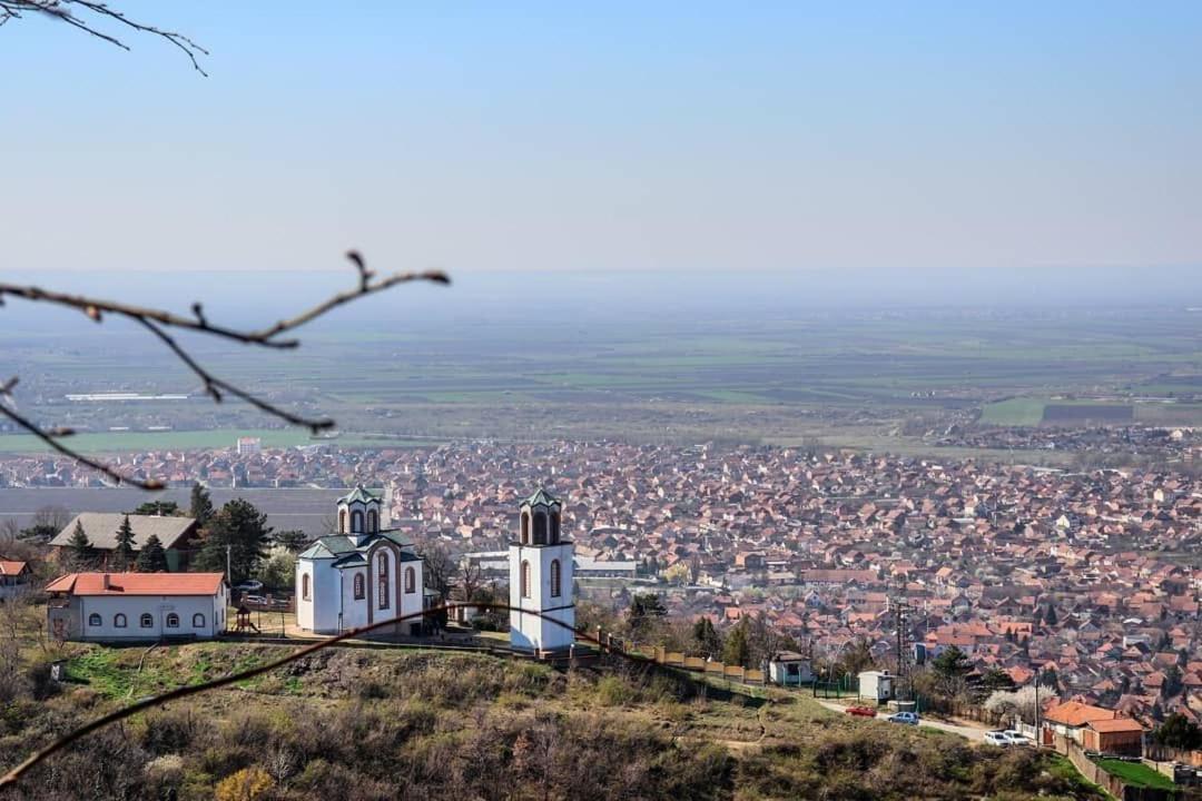 Brvnara Vrsac Villa ภายนอก รูปภาพ